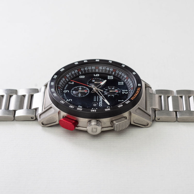 Load image into Gallery viewer, CR-01 - Chrono Watch with Metal Bracelet
