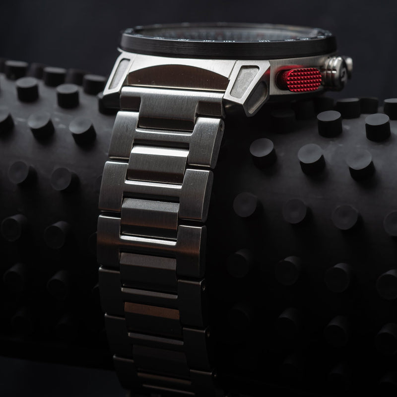 Load image into Gallery viewer, CR-01 - Chrono Watch with Metal Bracelet
