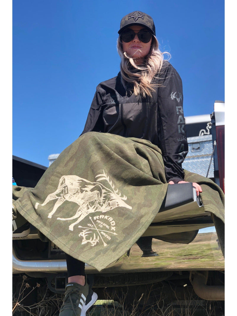 Load image into Gallery viewer, Creature Comfort Blanket
