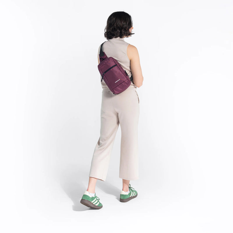 Load image into Gallery viewer, Metro AT | Reversible Sling - Granite Grey
