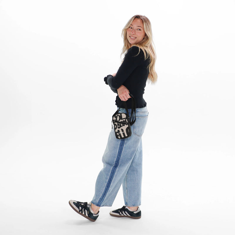 Load image into Gallery viewer, Rogue | Mini Crossbody - Desert Pink
