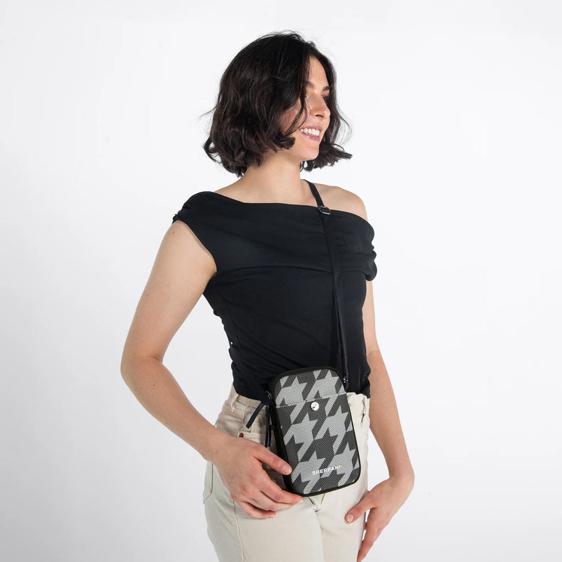 Load image into Gallery viewer, Simplicity AT | Crossbody Wallet - Aloe Mist Green

