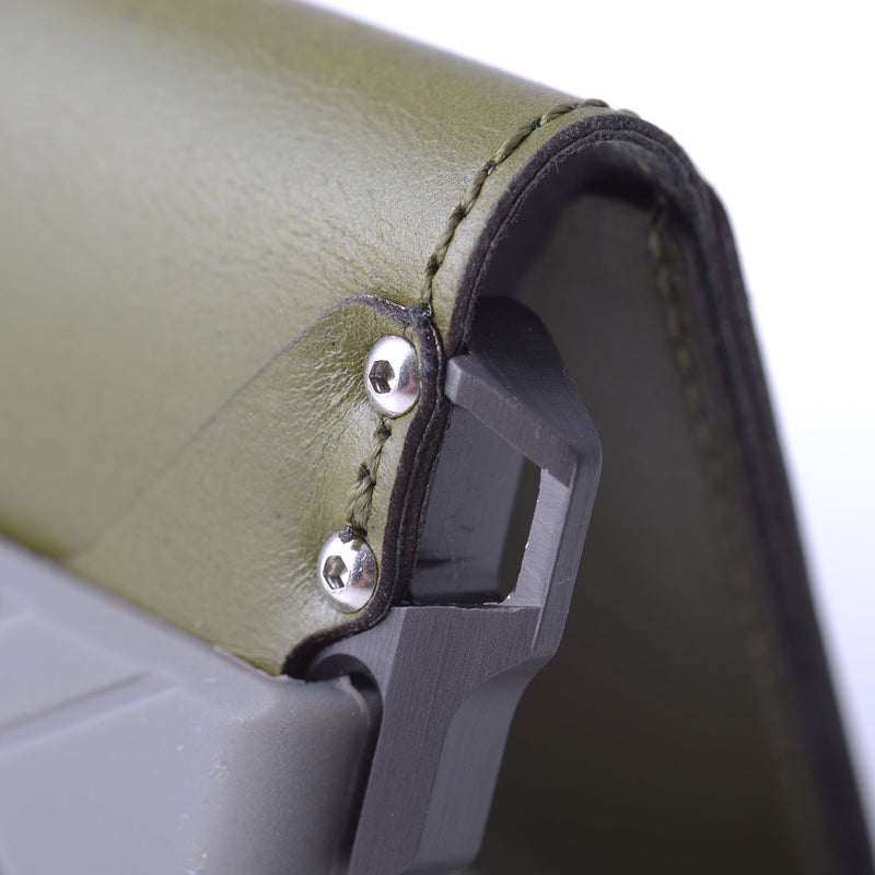 Load image into Gallery viewer, D01 Dapper™ Bifold Wallet
