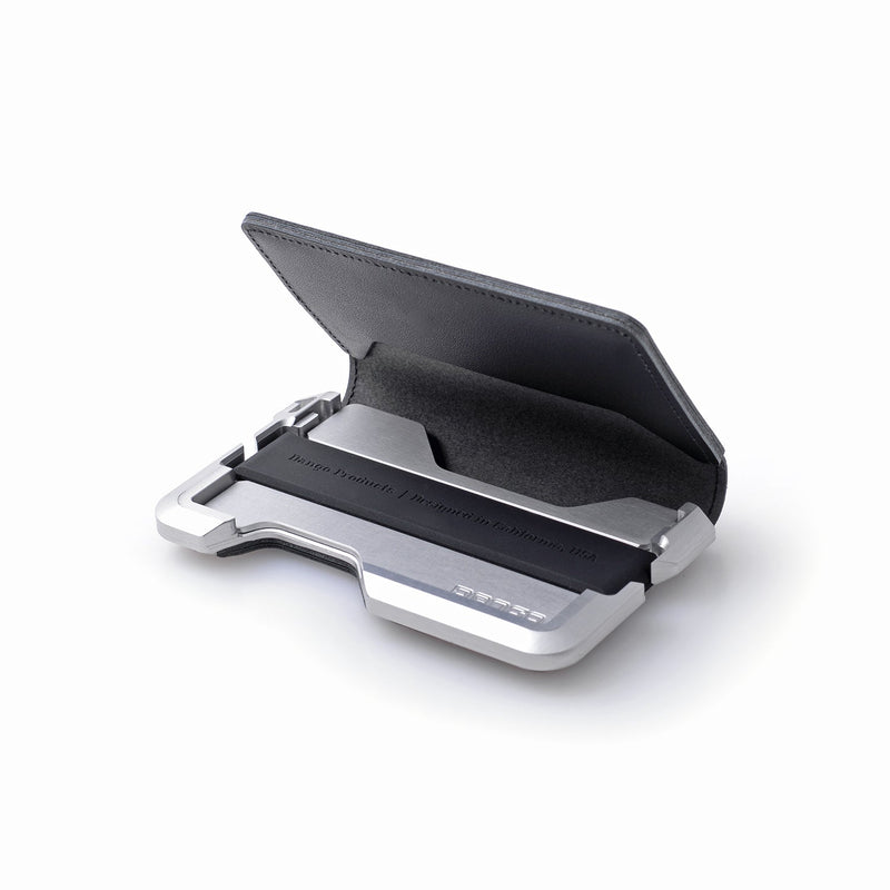 Load image into Gallery viewer, D01 Dapper™ Bifold Wallet
