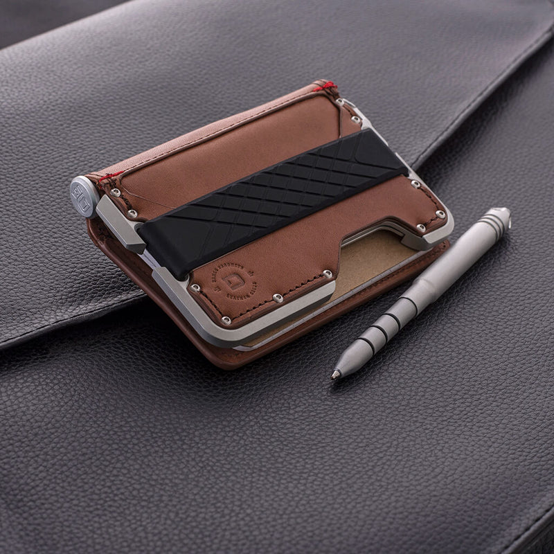 Load image into Gallery viewer, D01 Dapper™ Pen Wallet

