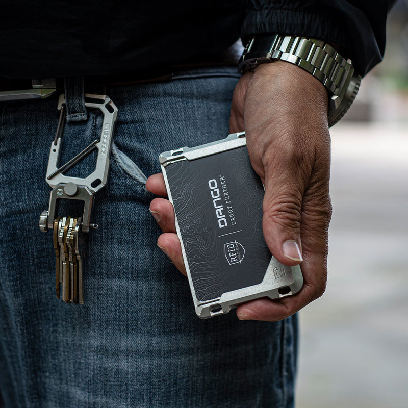 Load image into Gallery viewer, D03 Lite Dapper Rail Wallet
