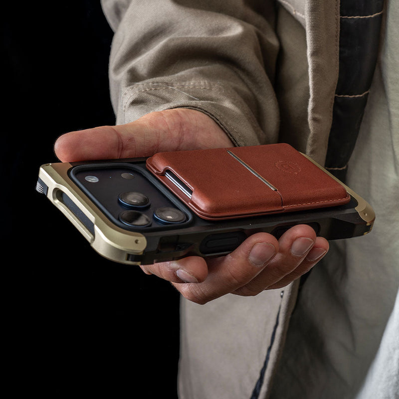 Load image into Gallery viewer, DANGO ADAPT CASE - IPHONE 17 PRO
