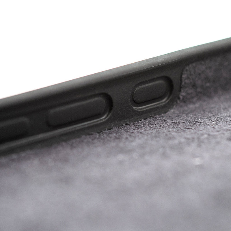 Load image into Gallery viewer, DANGO ADAPT INNER CASE - IPHONE 16 PRO
