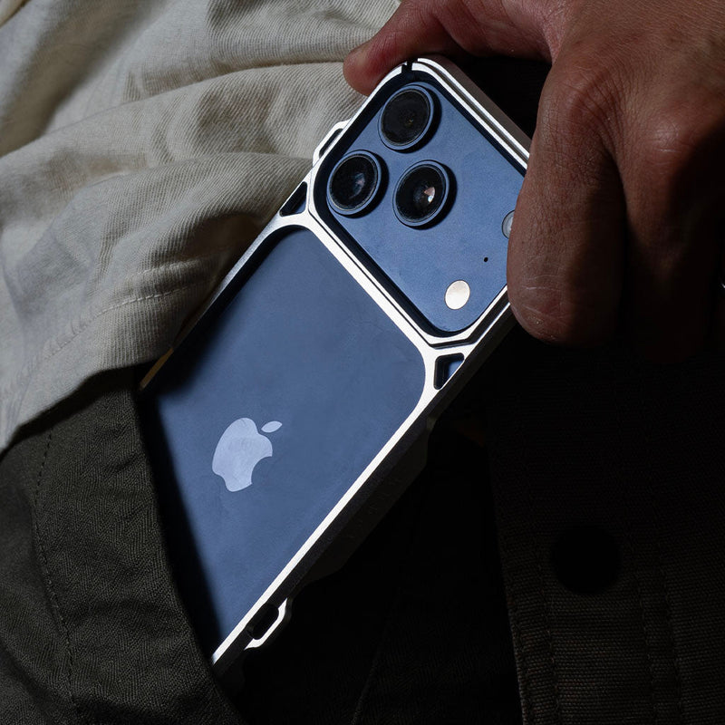 Load image into Gallery viewer, DANGO COVERT CASE FOR IPHONE 17 PRO
