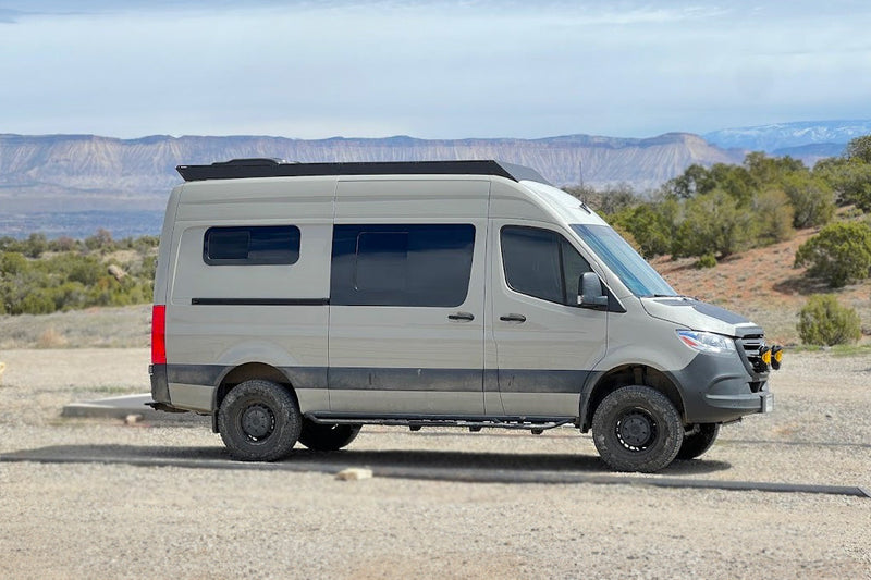 Load image into Gallery viewer, Sprinter Stealth+ Roof Rack
