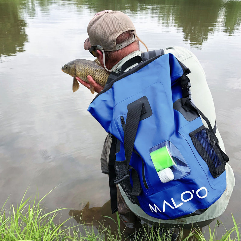 Load image into Gallery viewer, 30L Waterproof Backpack – Roll-Top Dry Bag for Beach, Travel &amp; Outdoor Gear
