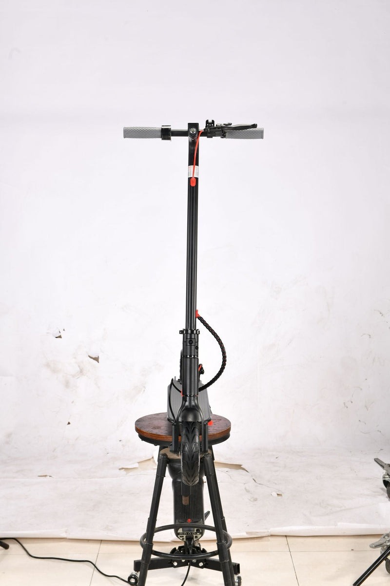 Load image into Gallery viewer, Adult Electric Scooter Folding hoverboard Tires 8.5-inch   Speed 35KM/H 350W 36V10.4AH J-03 motorized scooter
