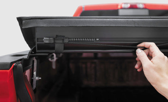 Access Original 06-09 Ford Mark LT 5ft 6in Bed Roll-Up Cover 11269