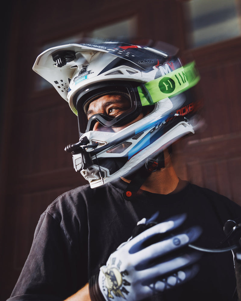 Load image into Gallery viewer, Elusive
