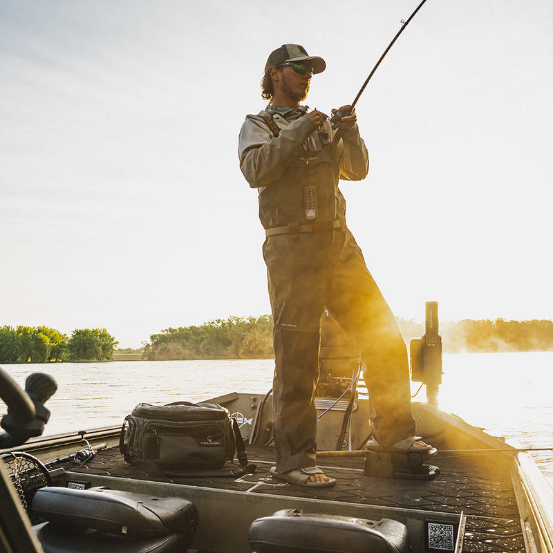Load image into Gallery viewer, Largemouth 3.0 3600 Tackle Bag
