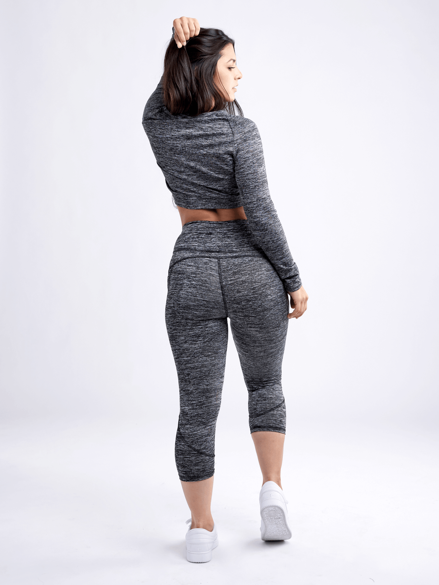 JupiterGear Mid-Rise Capri Fitness Leggings with Side Pockets