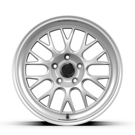 fifteen52 Holeshot RSR 18x10.5 5x120 25mm ET 72.56mm Center Bore Radiant Silver