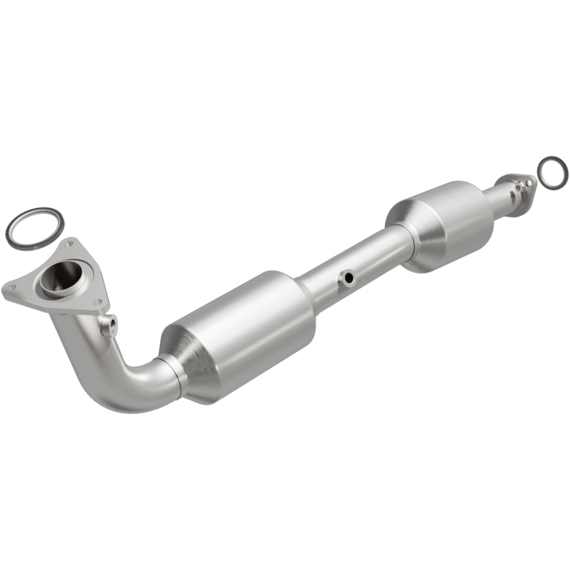 Load image into Gallery viewer, Magnaflow 07-13 Toyota Tundra 4.0L Direct Fit Converter
