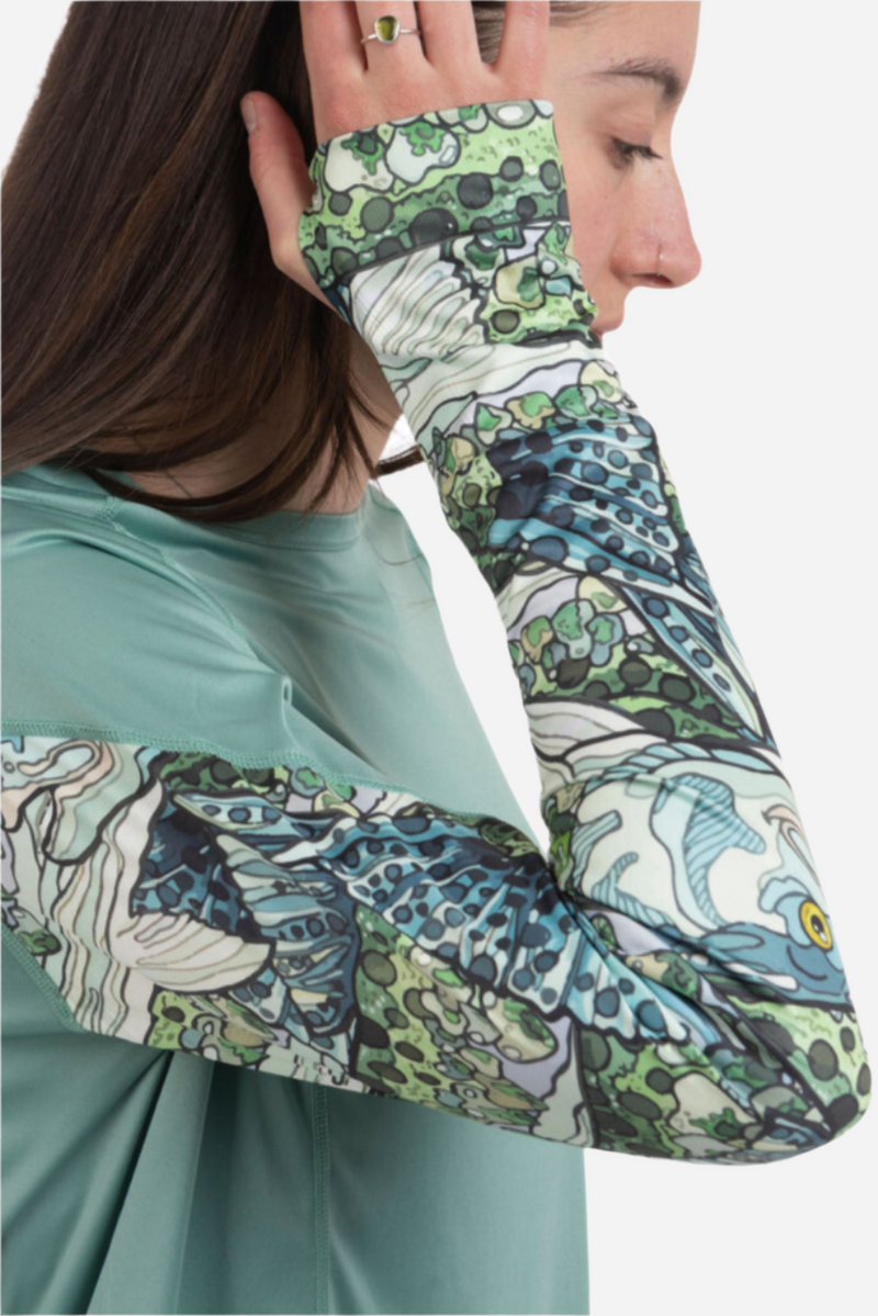 Load image into Gallery viewer, Steel My Heart Backcast Sunshirt
