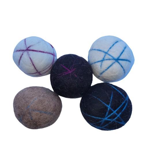 Load image into Gallery viewer, Fancy Decorative Alpaca Dryer Balls
