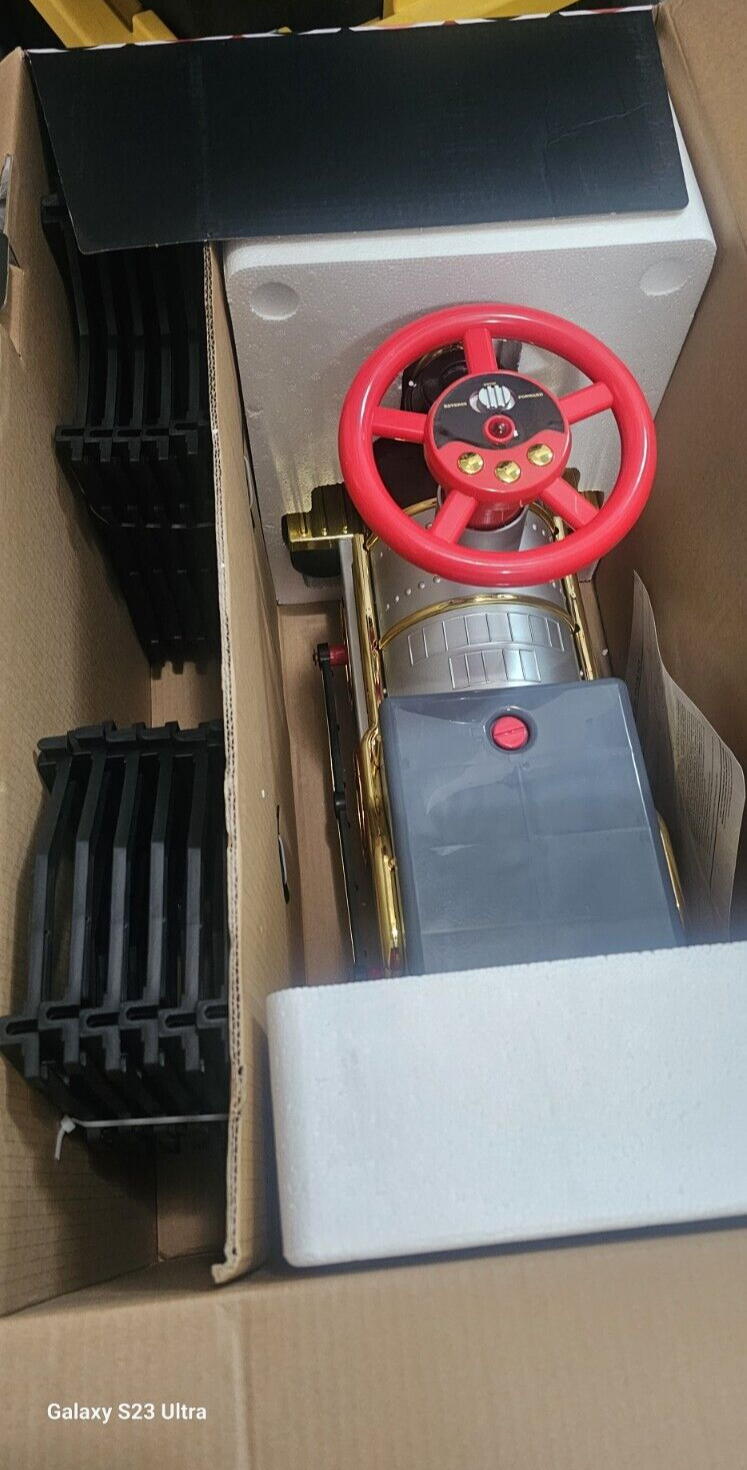 Load image into Gallery viewer, FAO Schwarz Motorized Train Set with LED Lights and 15+ Feet of Track - Brand New!
