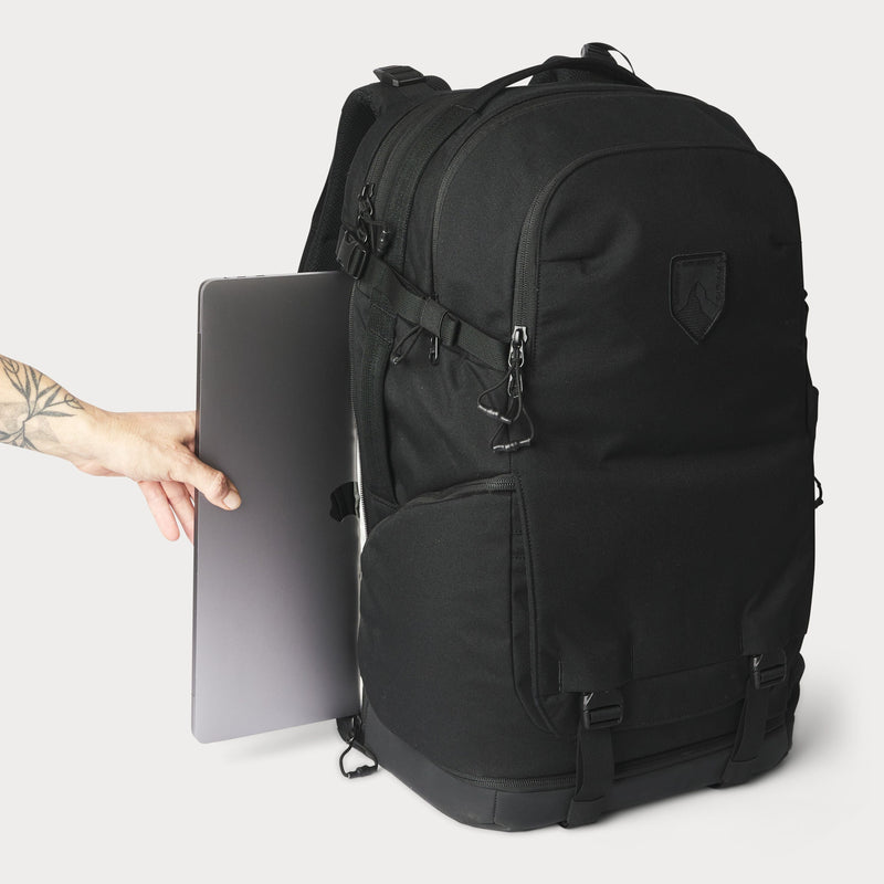 Load image into Gallery viewer, DayChaser 35L Travel Camera Backpack
