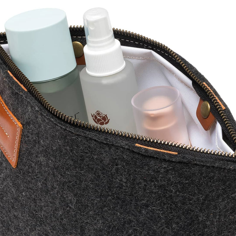 Load image into Gallery viewer, Felt and Leather Travel Kit
