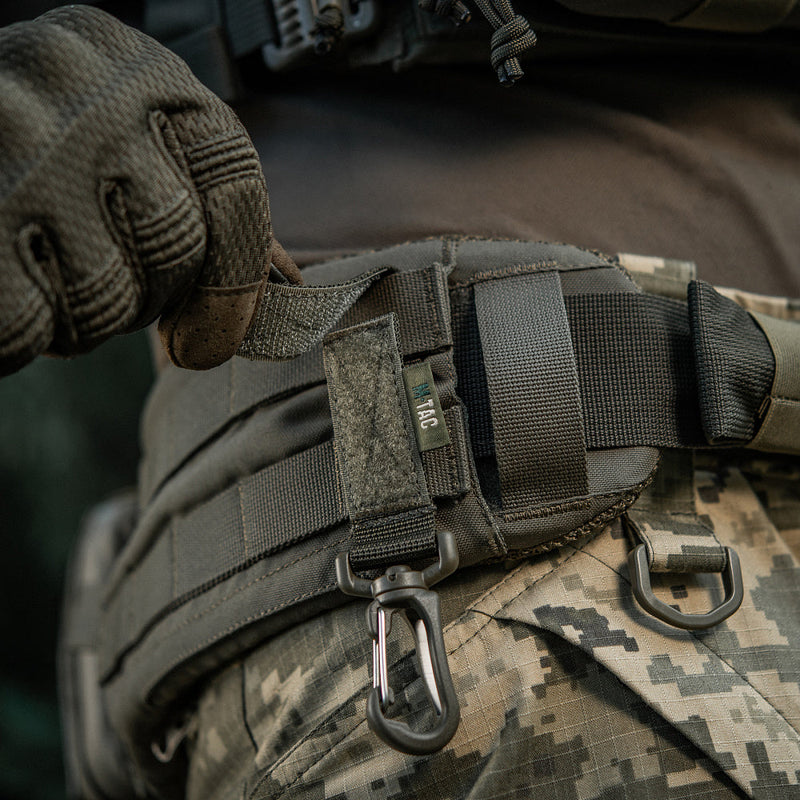 Load image into Gallery viewer, M-Tac Key Holder for Belt with Carabiner Key Clip
