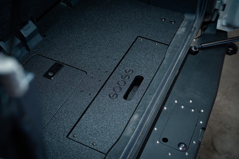 Load image into Gallery viewer, Ford Bronco 2021-Present 6th Gen. 2 Door - Rear Plate System
