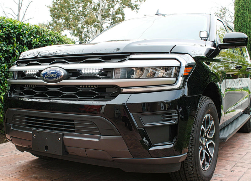 Load image into Gallery viewer, 2022-2024 Ford Expedition (2) 12in Light Bars
