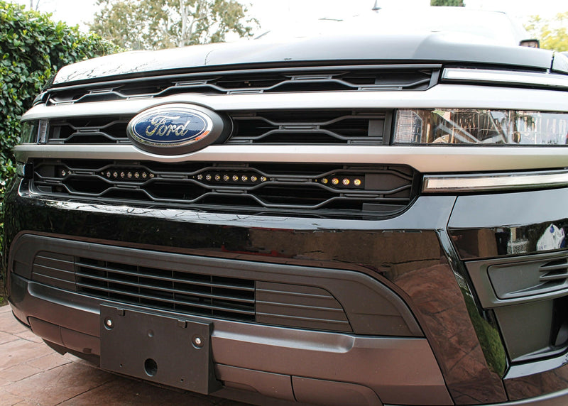 Load image into Gallery viewer, 2022-2024 Ford Expedition 40in Light Bar

