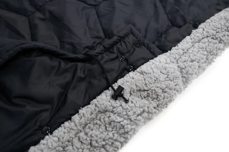 Load image into Gallery viewer, Anywhere Poncho/Puff Blanket
