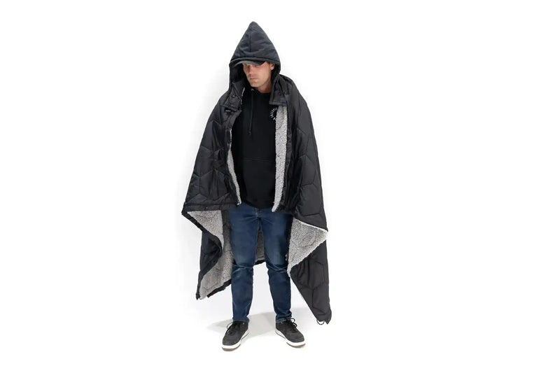 Load image into Gallery viewer, Anywhere Poncho/Puff Blanket
