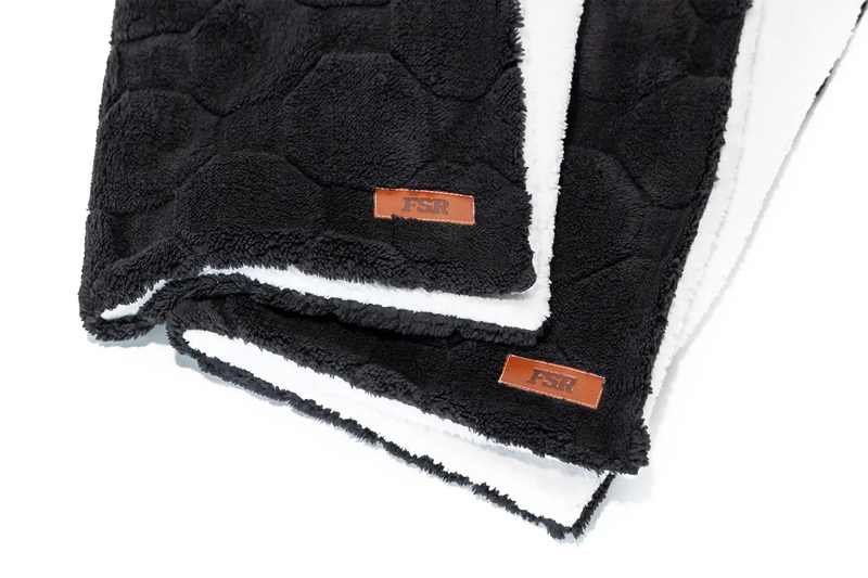 Load image into Gallery viewer, Cloud Comforter &amp; Pillow Case Set
