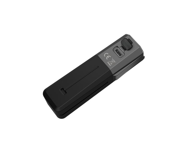 Load image into Gallery viewer, Fenix BC22R High-Performance Road Bike Light
