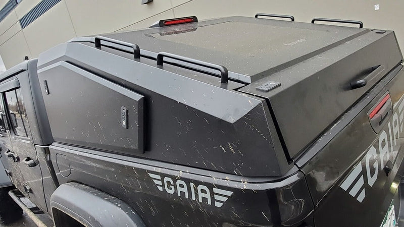 Load image into Gallery viewer, GAIA Jeep Gladiator Camper Shell - Shadow Top Fastback Truck Cap
