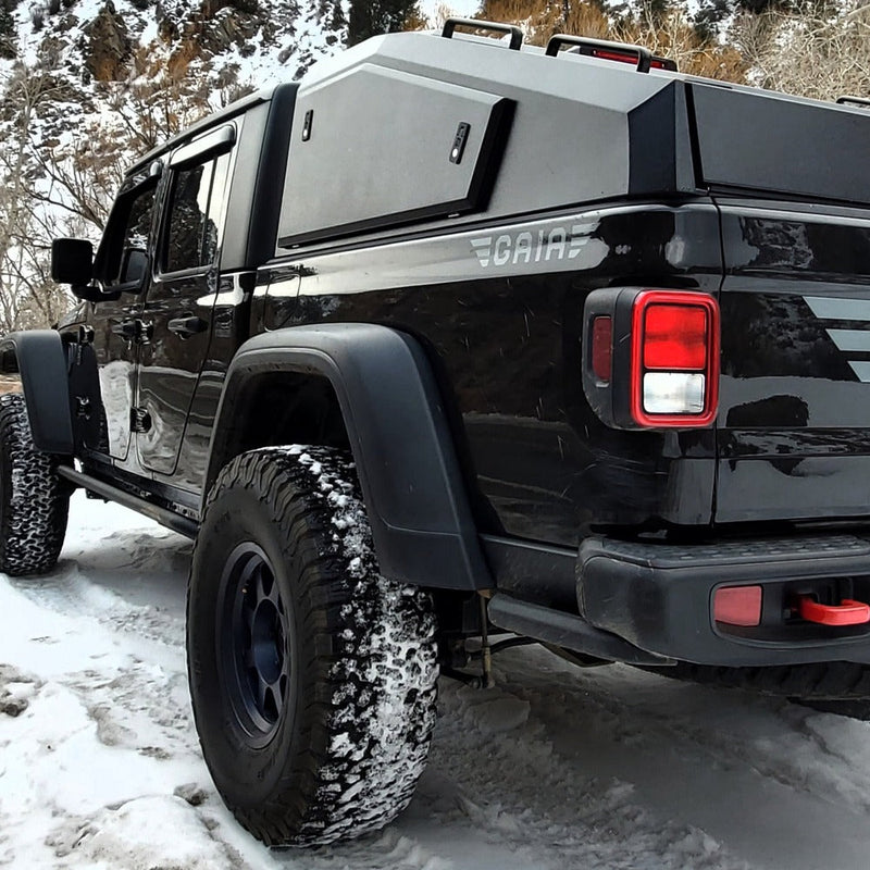 Load image into Gallery viewer, GAIA Jeep Gladiator Camper Shell - Shadow Top Fastback Truck Cap
