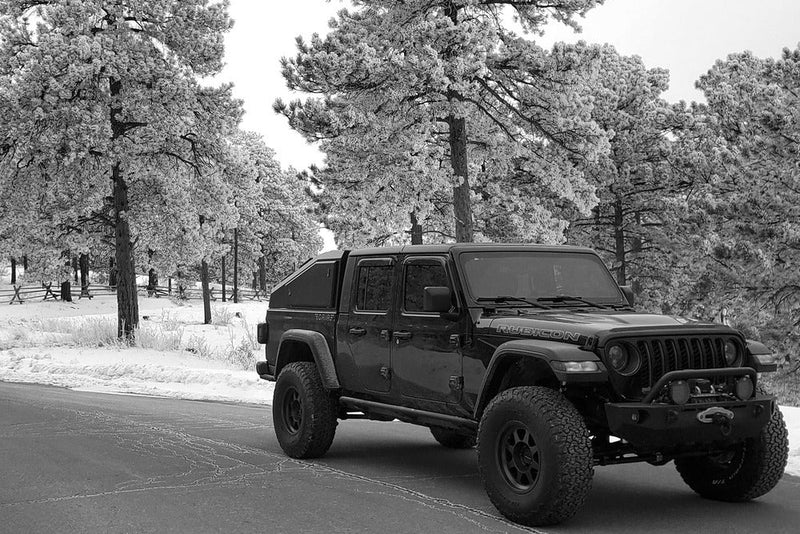 Load image into Gallery viewer, GAIA Jeep Gladiator Camper Shell - Shadow Top Fastback Truck Cap
