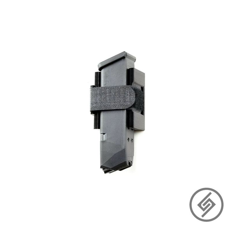 Load image into Gallery viewer, Glock Magazine Wall Storage Rack (Velcro Mount)

