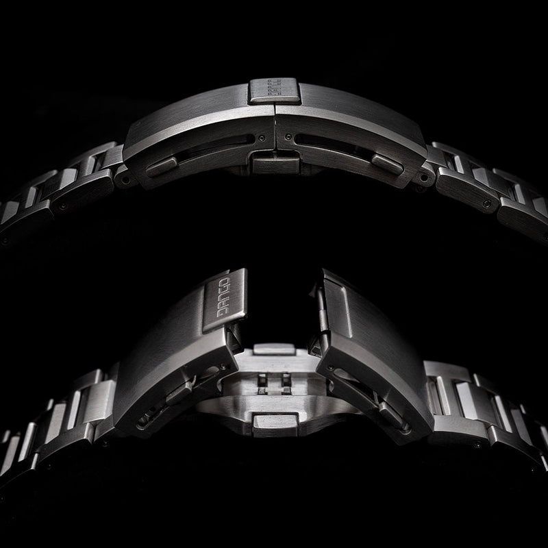 Load image into Gallery viewer, GMT-01 - Automatic GMT Watch with Metal Bracelet
