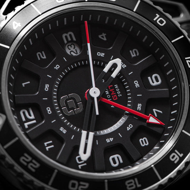 Load image into Gallery viewer, GMT-01 - Automatic GMT Watch with Metal Bracelet
