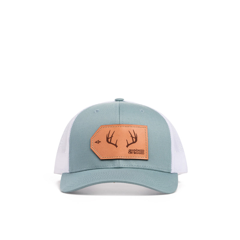 Load image into Gallery viewer, Buck Antler Patch Hat
