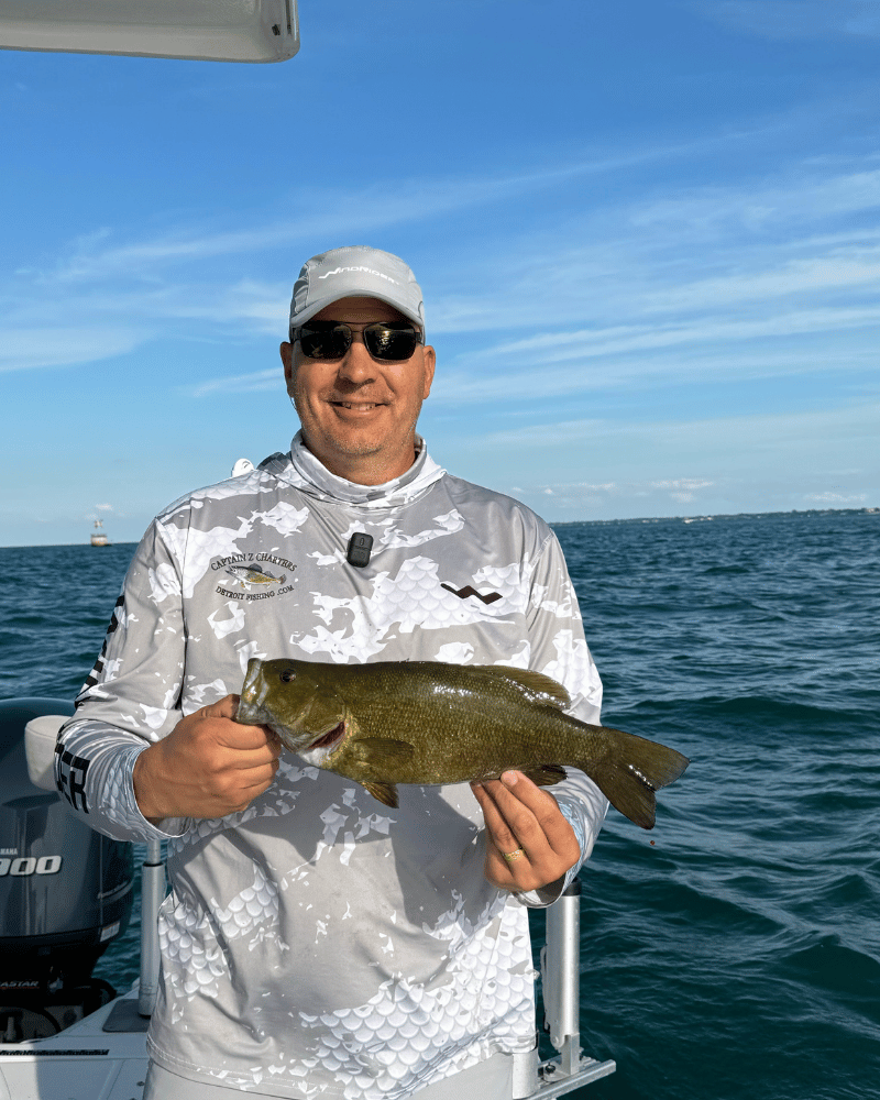 Load image into Gallery viewer, Hooded Helios Fishing Shirt with Gaiter
