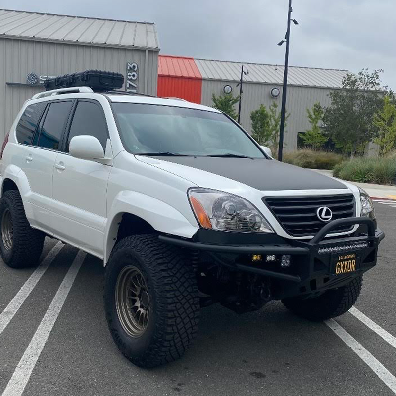 Load image into Gallery viewer, Lexus GX470 Hybrid Front Bumper
