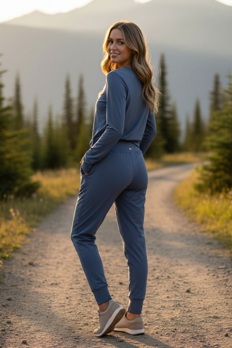 Load image into Gallery viewer, HaliBorealis Cozy Joggers
