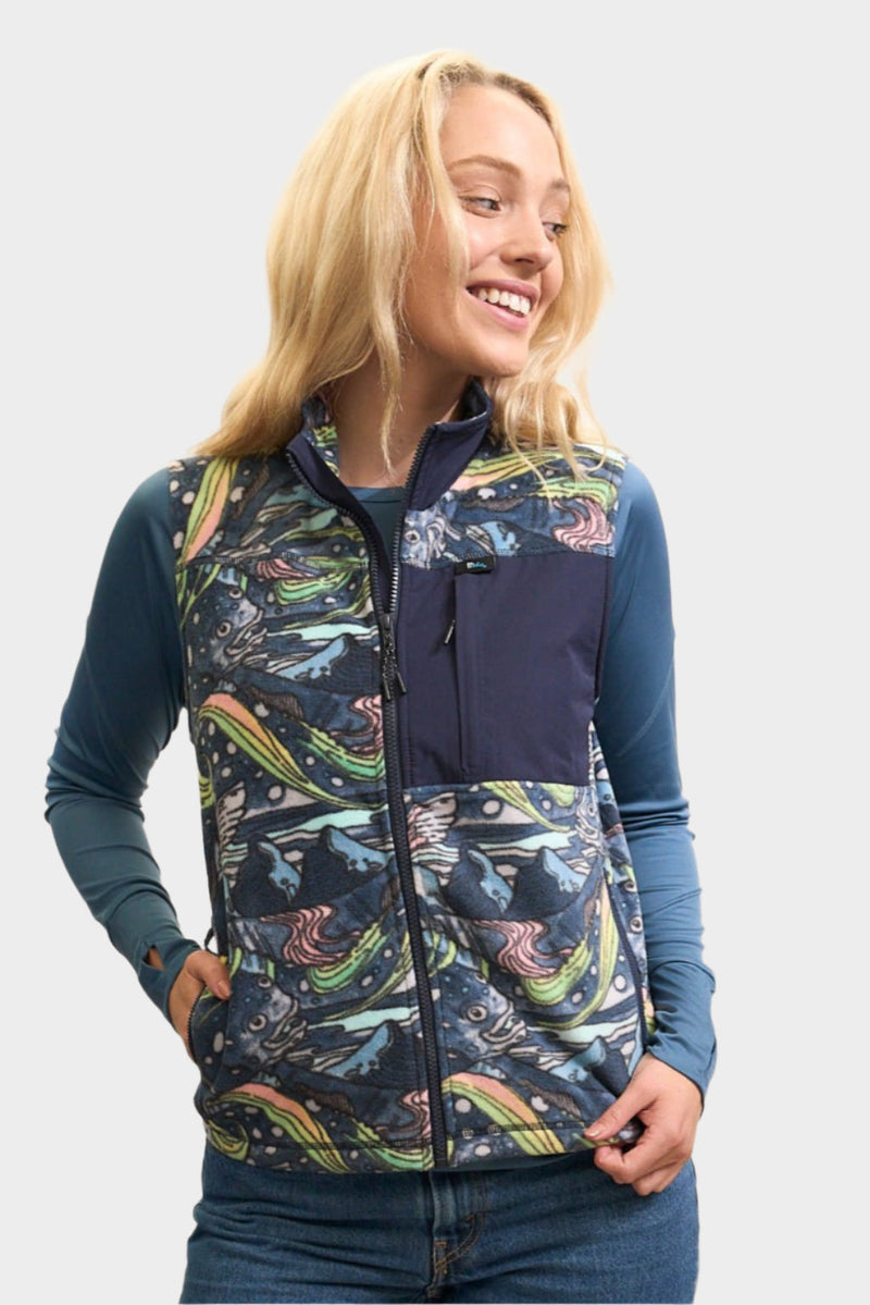 Load image into Gallery viewer, HaliBorealis Fleece Vest
