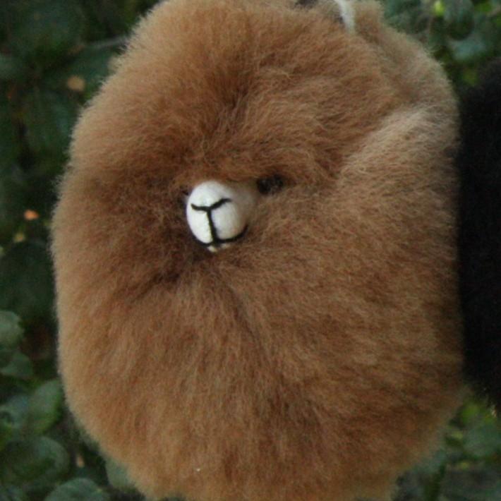 Load image into Gallery viewer, Happy Alpaca Face Keychain
