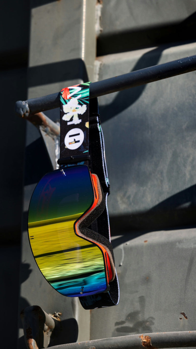 Load image into Gallery viewer, Tropical
