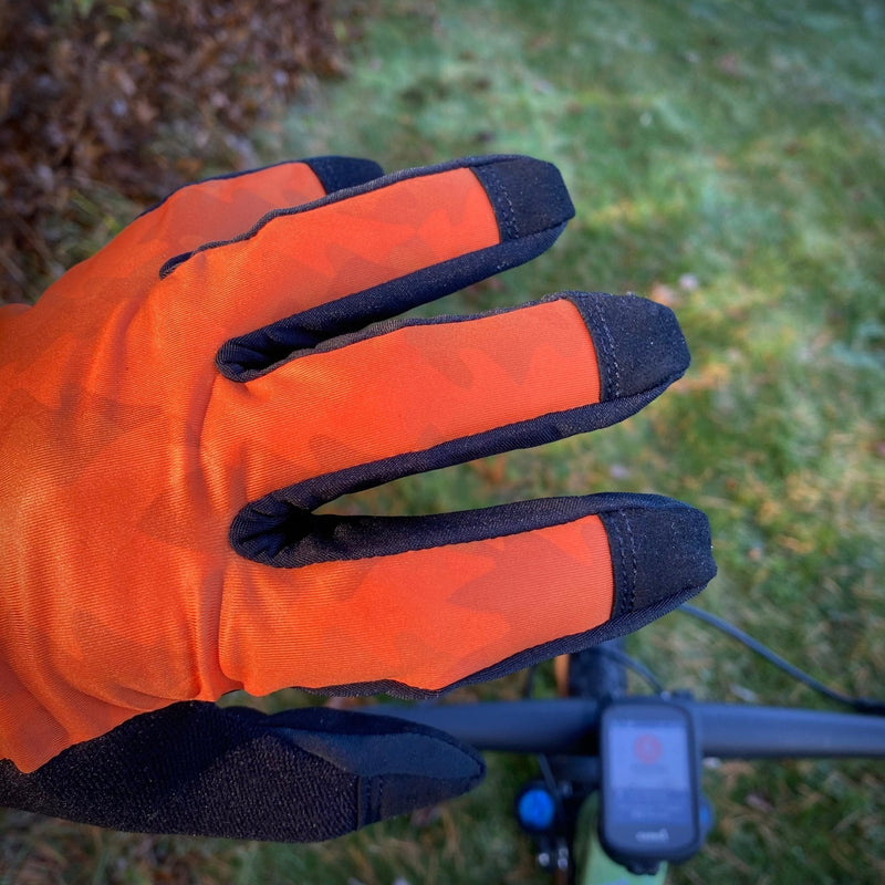 Load image into Gallery viewer, HLT Camo Evo-CX Cool Weather Gloves
