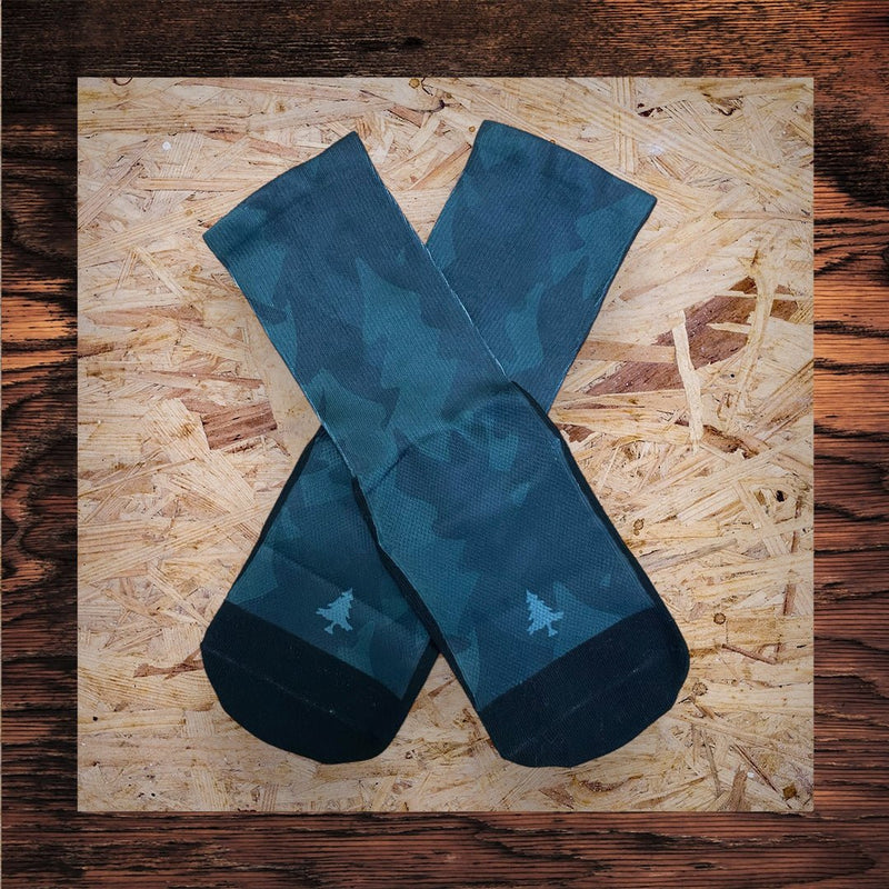 Load image into Gallery viewer, HLT Camo SUB6 6" Socks
